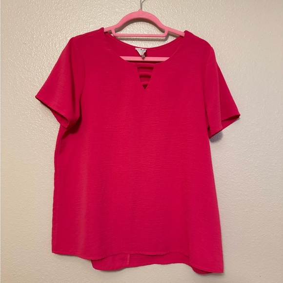 Chic Fuchsia Short Sleeve Top - Picture 1 of 2